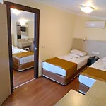 Kleopatra Bavyera 3*