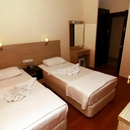 Kleopatra Bavyera 3*