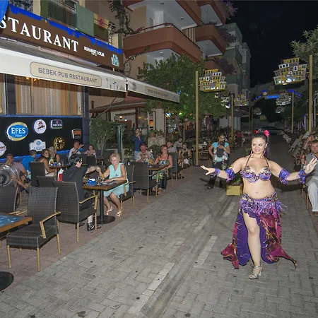 فندق Kleopatra Bavyera 3*