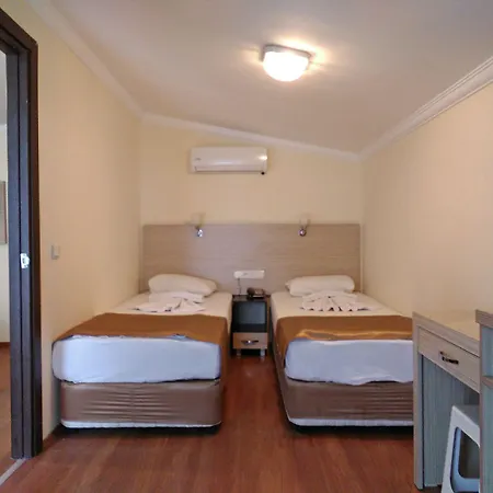 Kleopatra Bavyera 3*