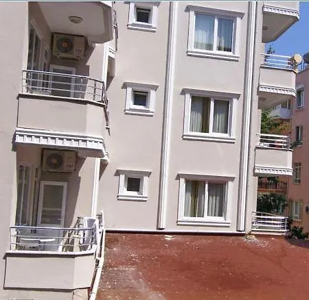 Kleopatra Bavyera 3*