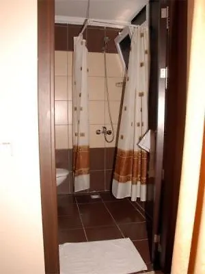 Kleopatra Bavyera 3*